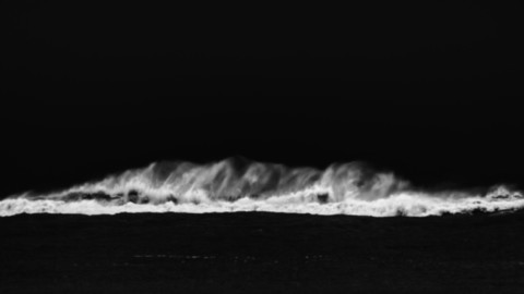 WAVE IN BLACK AND WHITE